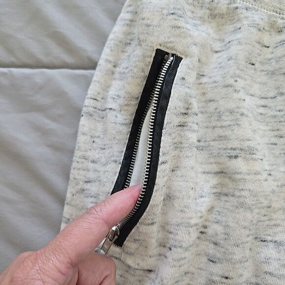 Universal Studios Betty Boop Pin-up Cartoon Heather White Jogger Sweatpants XXL - Picture 8 of 10